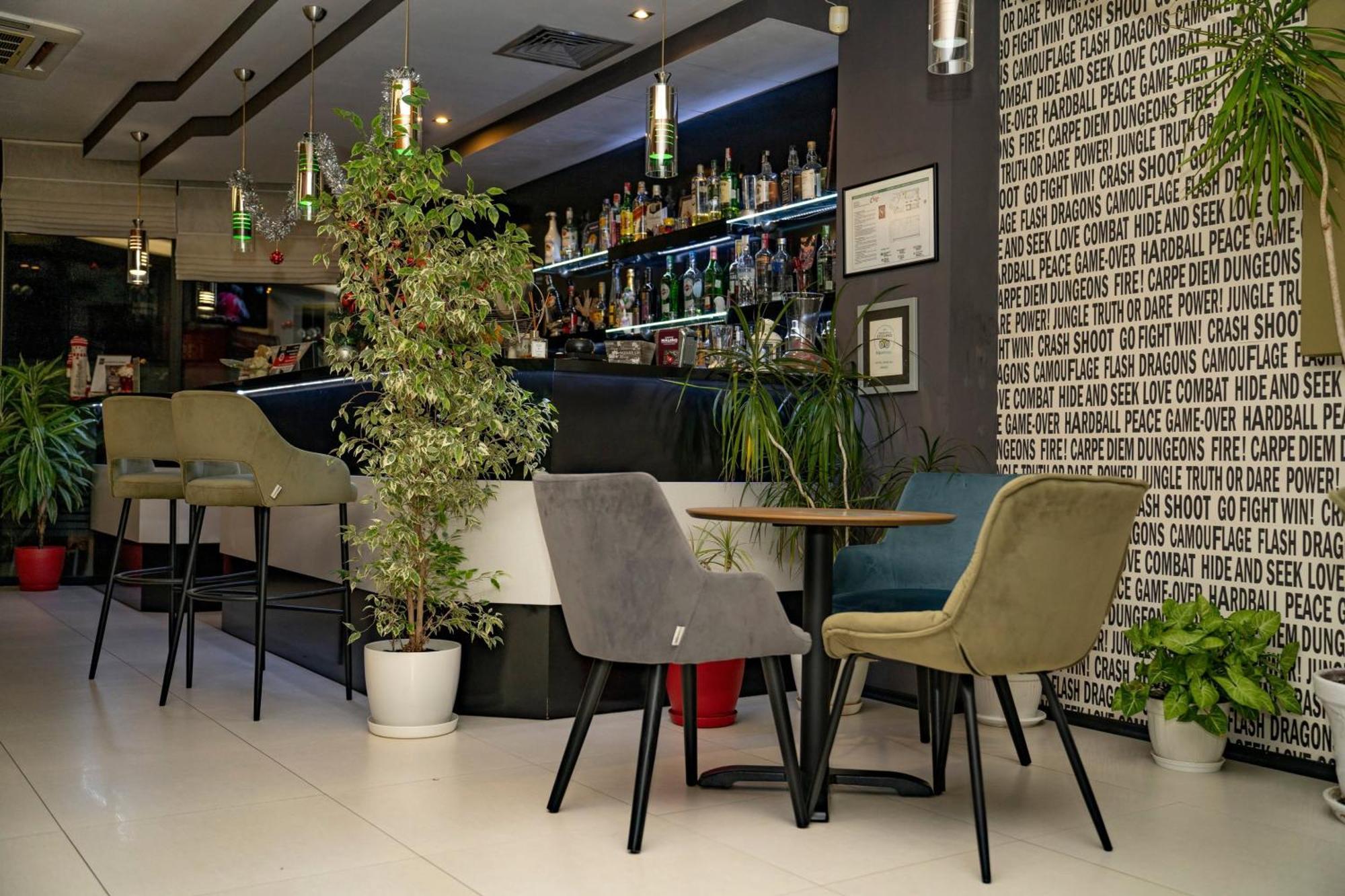 Gran Via Hotel Burgas City Eksteriør billede